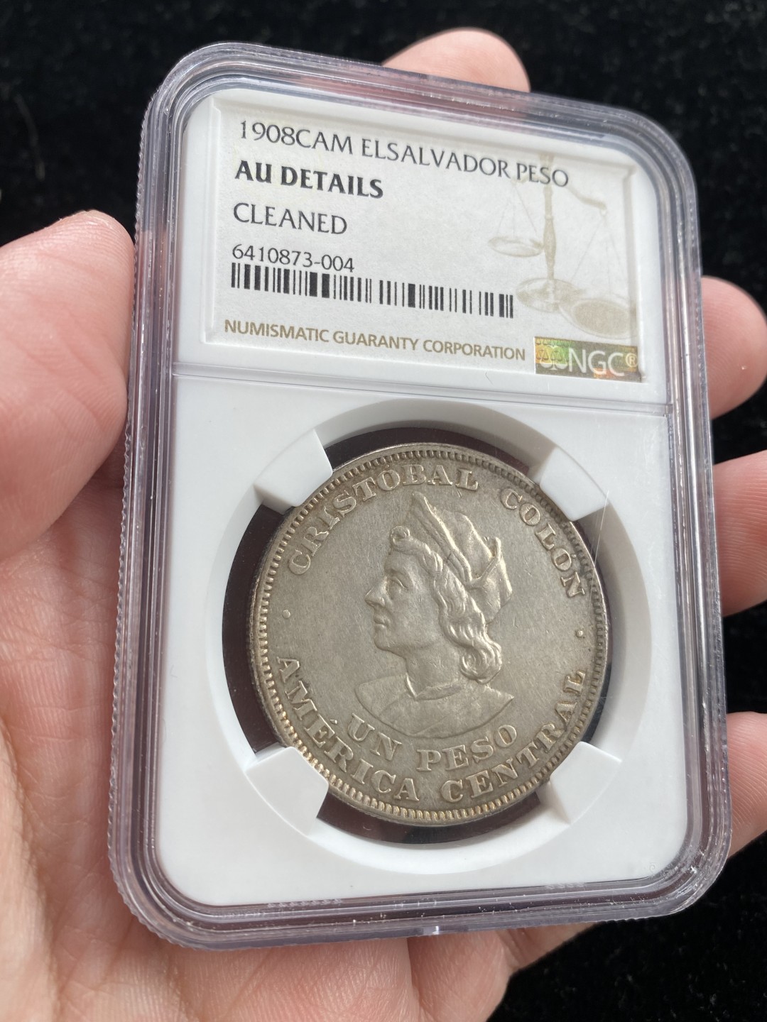 万国钱币拍卖第007期（慕尼黑第二夜） NGC-AUD 萨尔瓦多1908年1比索大银，南美潜力品种，两面均匀淡包浆，味道不错。