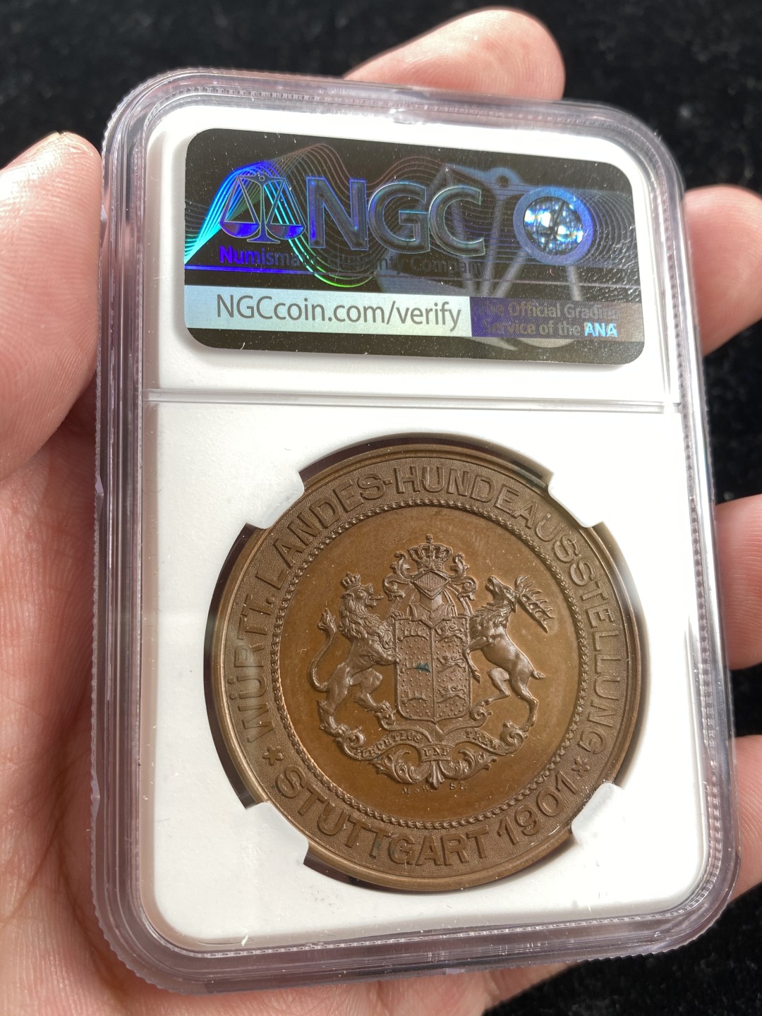 万国钱币拍卖第007期（慕尼黑第二夜） NGC MS 61 MS64 1901年德国符腾堡斯图加特名狗展纪念镀银、铜章一对，狗子的刻画细节到位，2枚来自同一德国收藏家