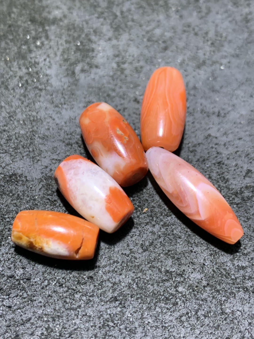 川料南红玛瑙通货桶珠一组