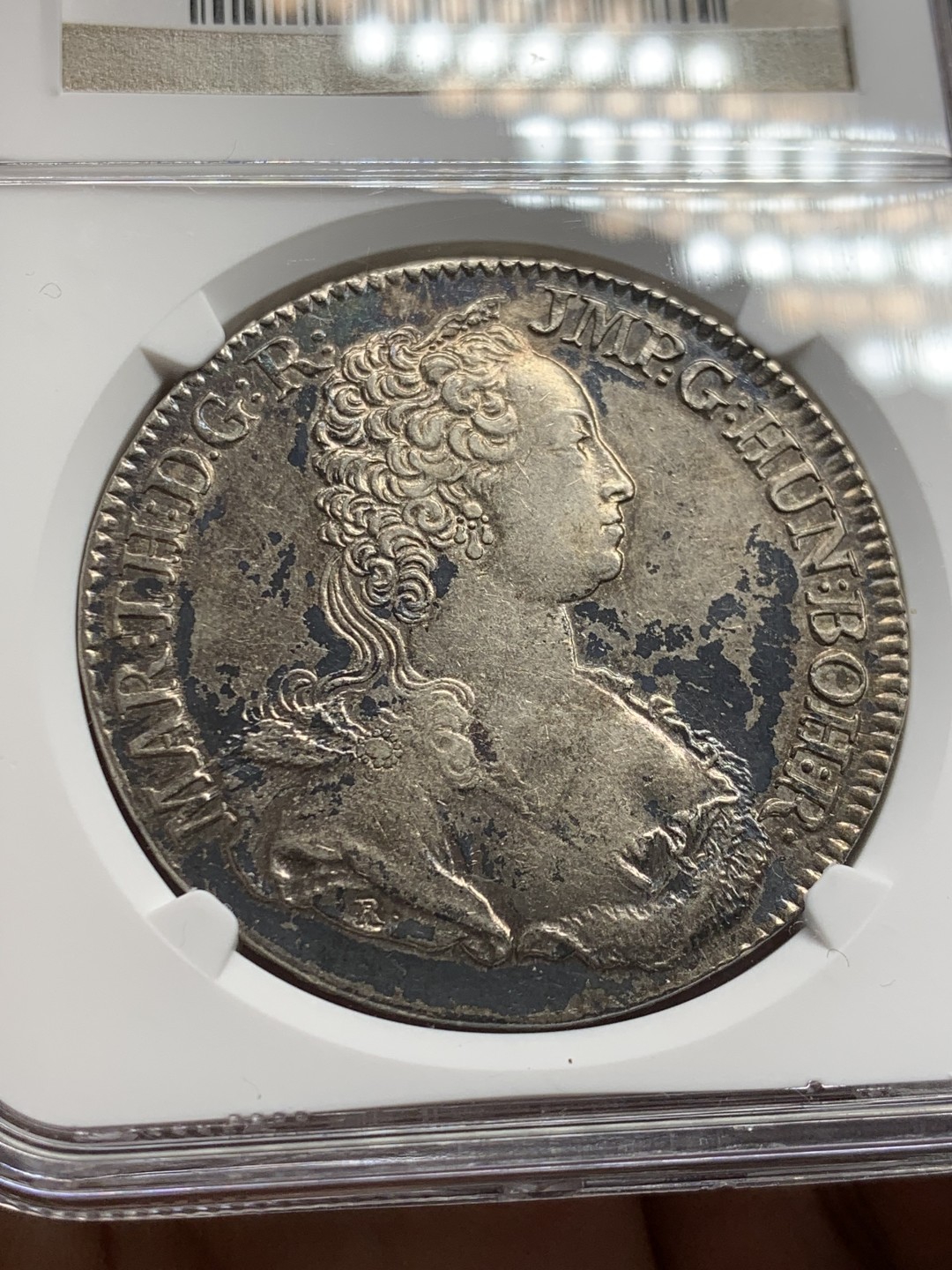 欢迎参加《竞宝斋》五一特拍-第161场-周日，周一 2场 NGC-AU55 1749年奥属尼德兰1杜卡特银币 首年版，33.25克，远超同时期各国主币。非常少见的大奶妈头像版本钱币，唯一季军分