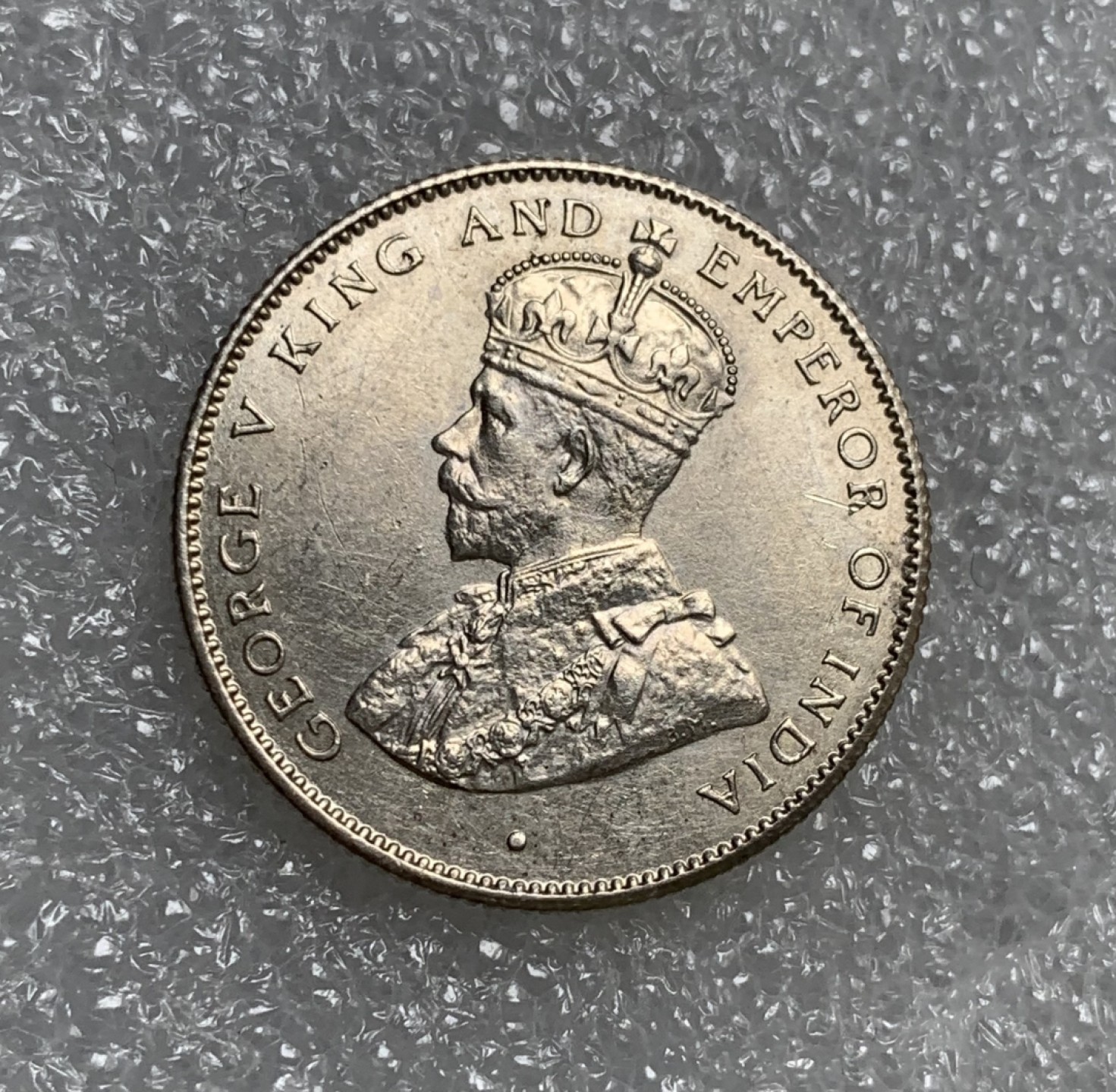 瓶子🏺第89期拍卖会 英属锡兰1926年乔治五世50分银币  带点光