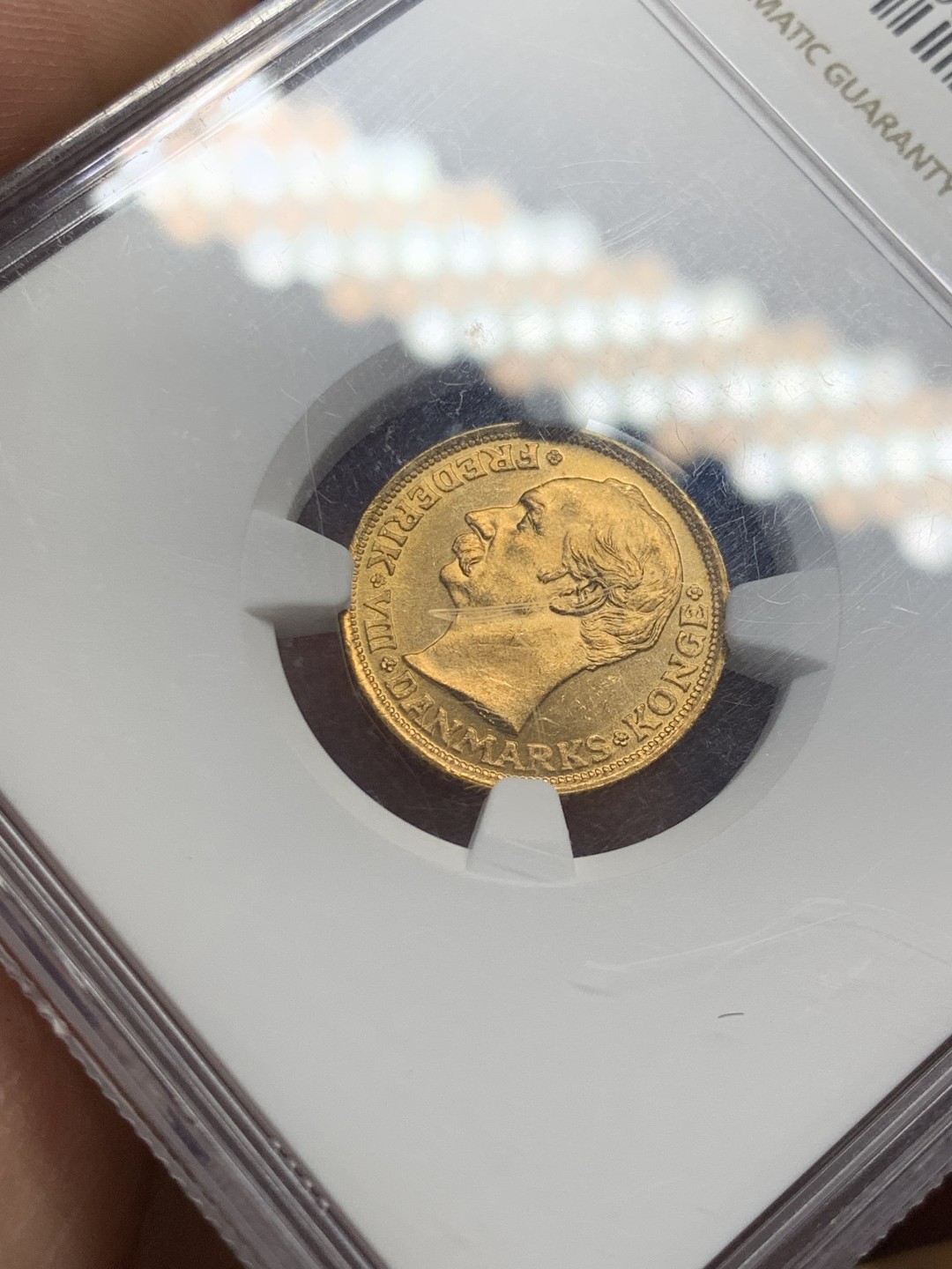 欢迎参加《竞宝斋》五一特拍-第161场-周日，周一 2场 NGC-MS65 1909年 丹麦 10克朗金币 4.48克 900金 收藏级分数 NGC官网60分的价格已经来到300美元了