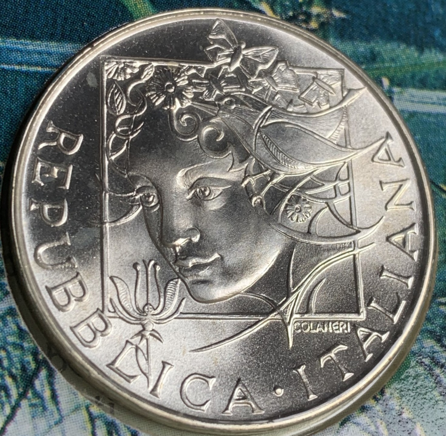 瓶子🏺第89期拍卖会 获奖币意大利1992年花神与鸟兽版纪念银币  原卡封