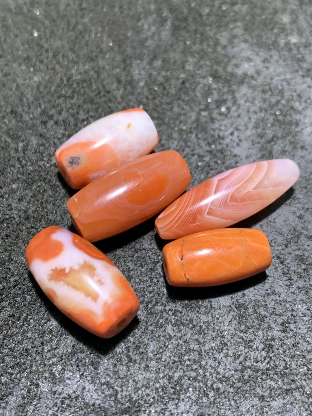 川料南红玛瑙通货桶珠一组