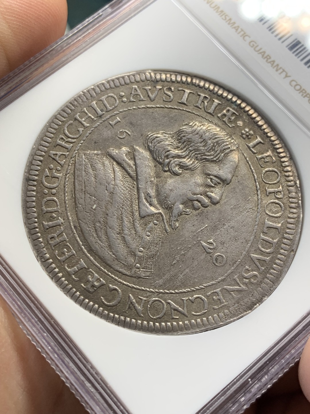 欢迎参加《竞宝斋》五一特拍-第161场-周日，周一 2场 NGC-MS61 神圣罗马帝国 奥地利哈尔厂 1620年 利奥波德五世1泰勒 冠军，状态佳，比常见1632年少得多的版本