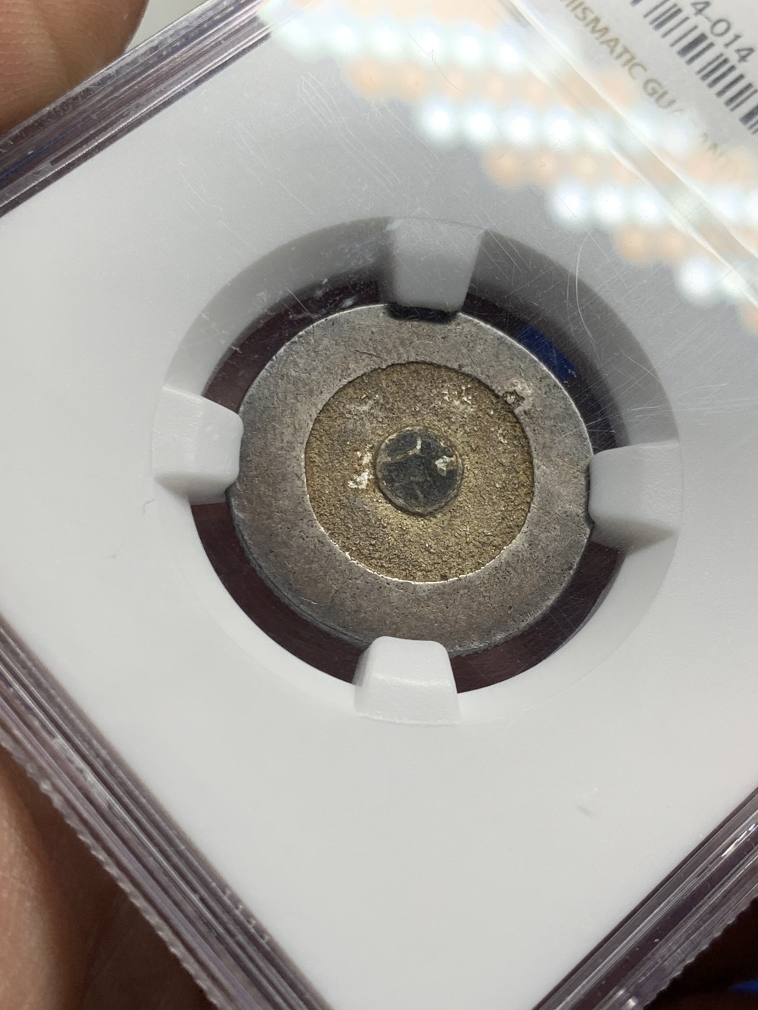 欢迎参加《竞宝斋》五一特拍-第161场-周日，周一 2场 NGC AU58 朝鲜 1882年 朝鲜大东 黑珐琅一钱银币 珐琅不错 原味包浆 AU58高分不易