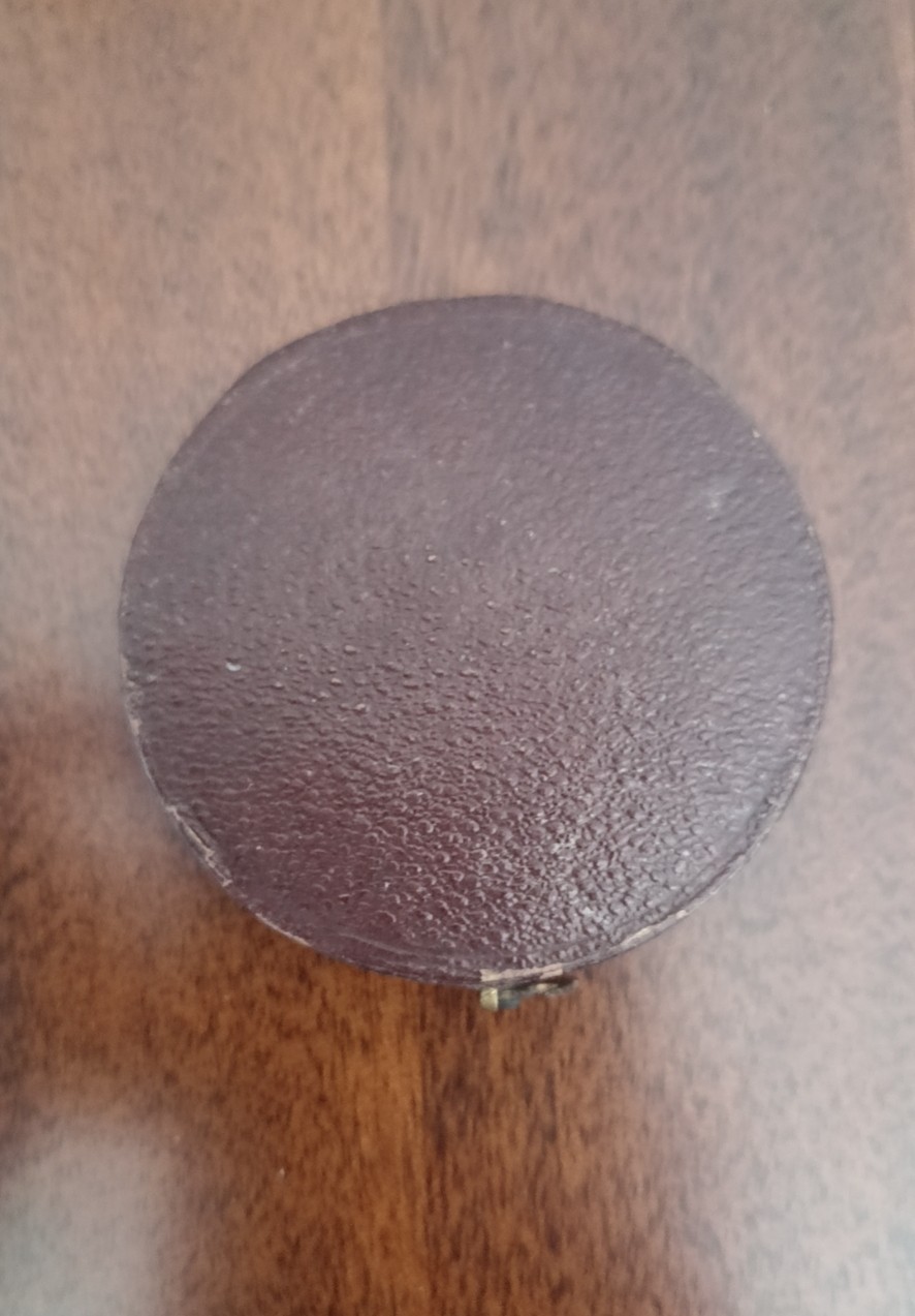 欧洲币章勋章首饰盒子专场十二期 木盒外径52mm，内径42mm