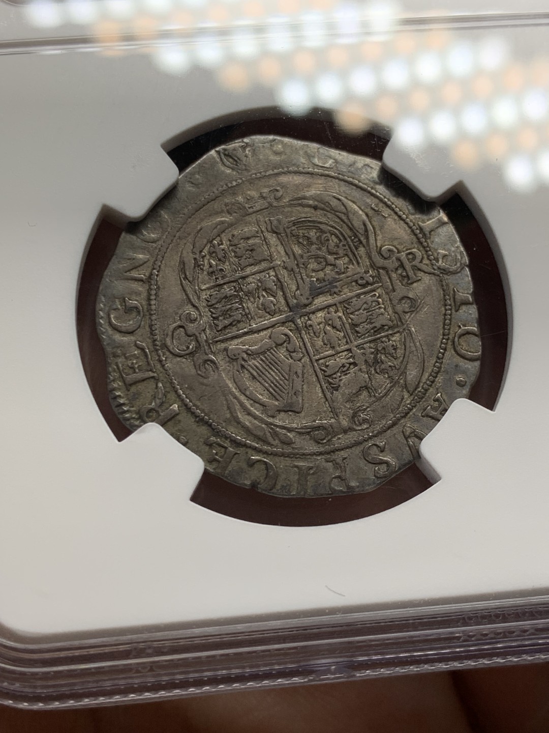 欢迎参加《竞宝斋》五一特拍-第161场-周日，周一 2场 亚军分 NGC-XF40 英格兰1632年 查理斯一世 1先令银币 少见品种