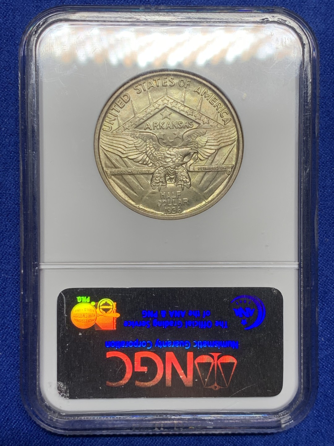 欢迎参加《竞宝斋》五一特拍-第161场-周日，周一 2场 NGC-MS65 美国 1936年 50美分 罗宾森半美元 高分+双面金色包浆 非常漂亮