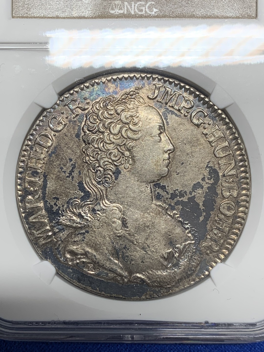 欢迎参加《竞宝斋》五一特拍-第161场-周日，周一 2场 NGC-AU55 1749年奥属尼德兰1杜卡特银币 首年版，33.25克，远超同时期各国主币。非常少见的大奶妈头像版本钱币，唯一季军分