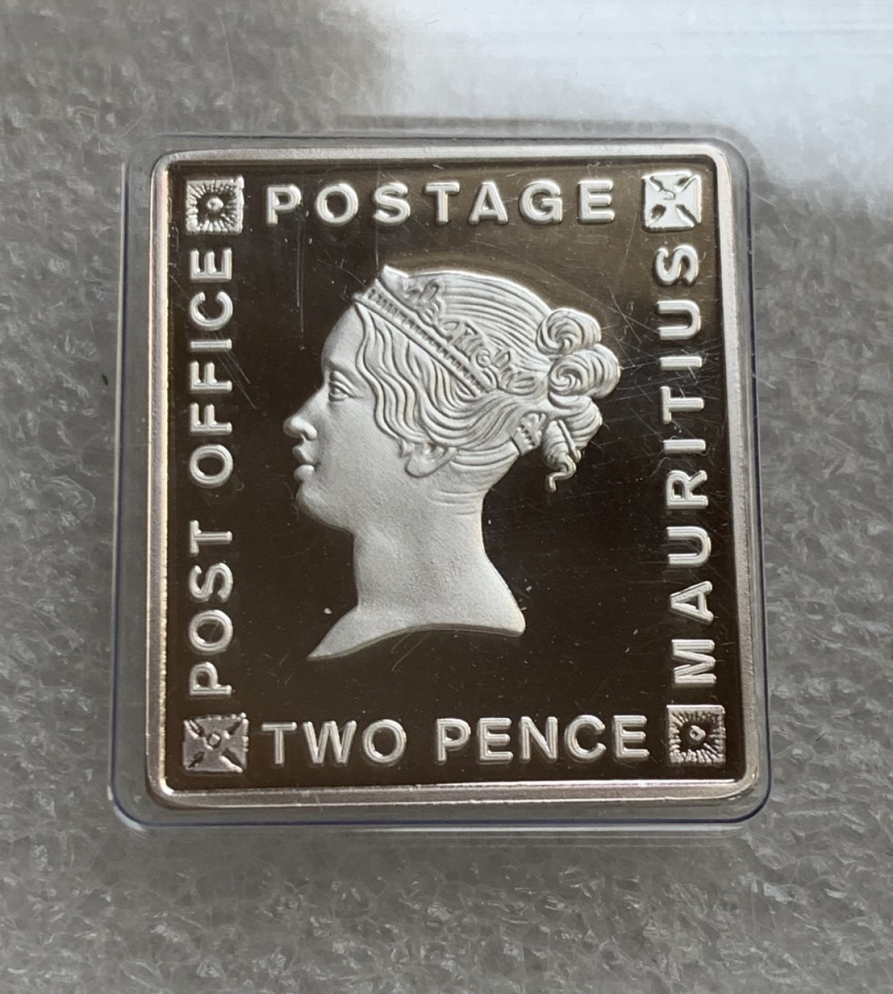 瓶子🏺第89期拍卖会 1847年2便士银质邮票  世界邮政后铸