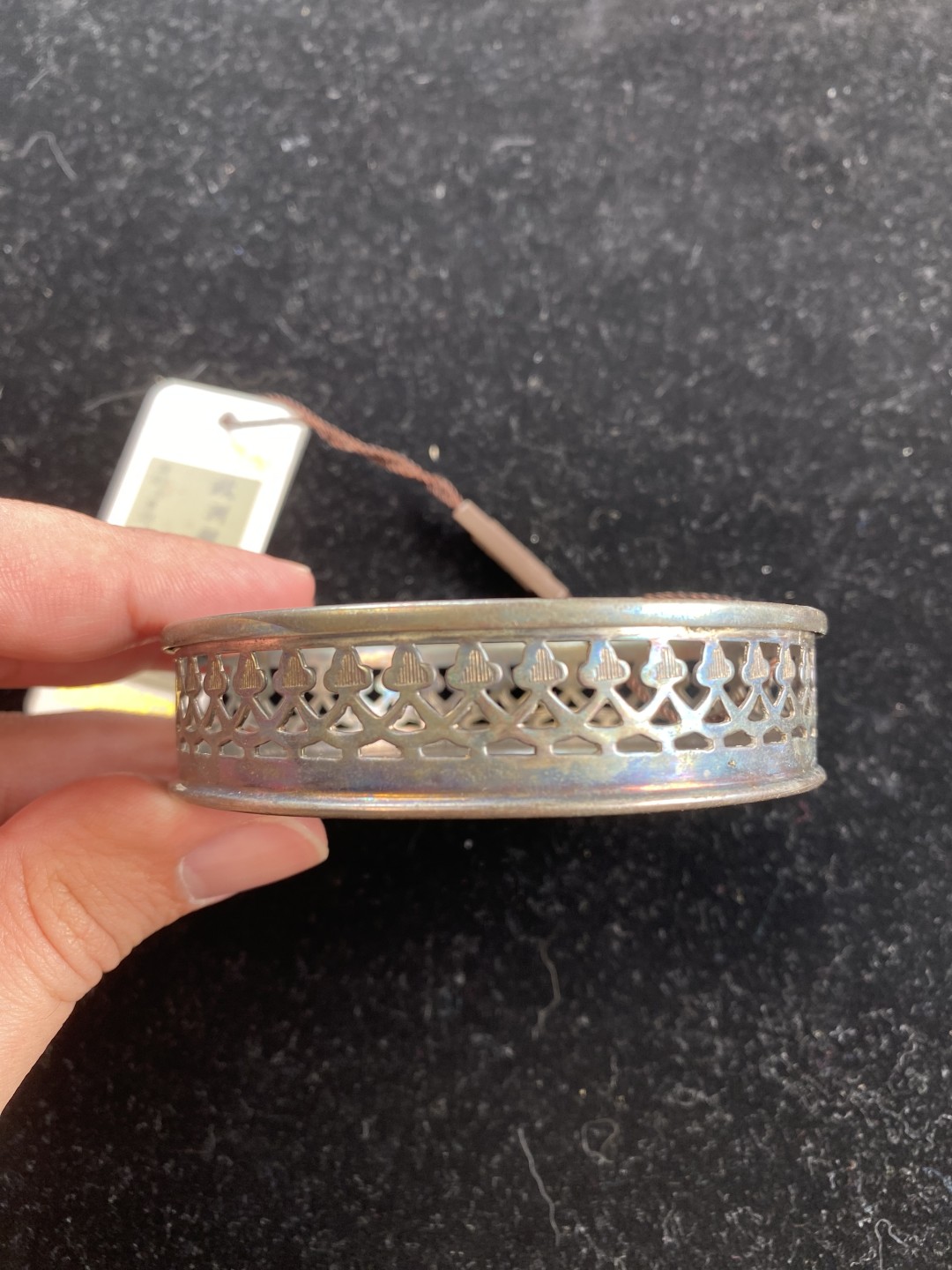 万国钱币拍卖第007期（慕尼黑第二夜） 欧洲回流银币银盘，61g，尺寸见闻德评级标签，内嵌安庆倪嗣冲银章真伪品相请自辨。