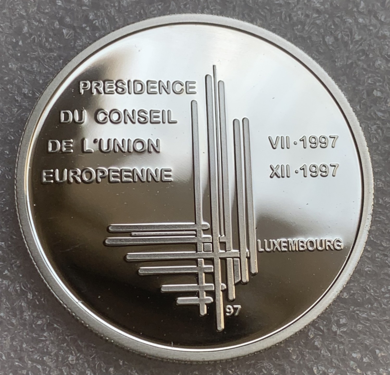 瓶子🏺第89期拍卖会 卢森堡1998年500法郎精制纪念银币 欧洲景点埃切特纳赫城堡
