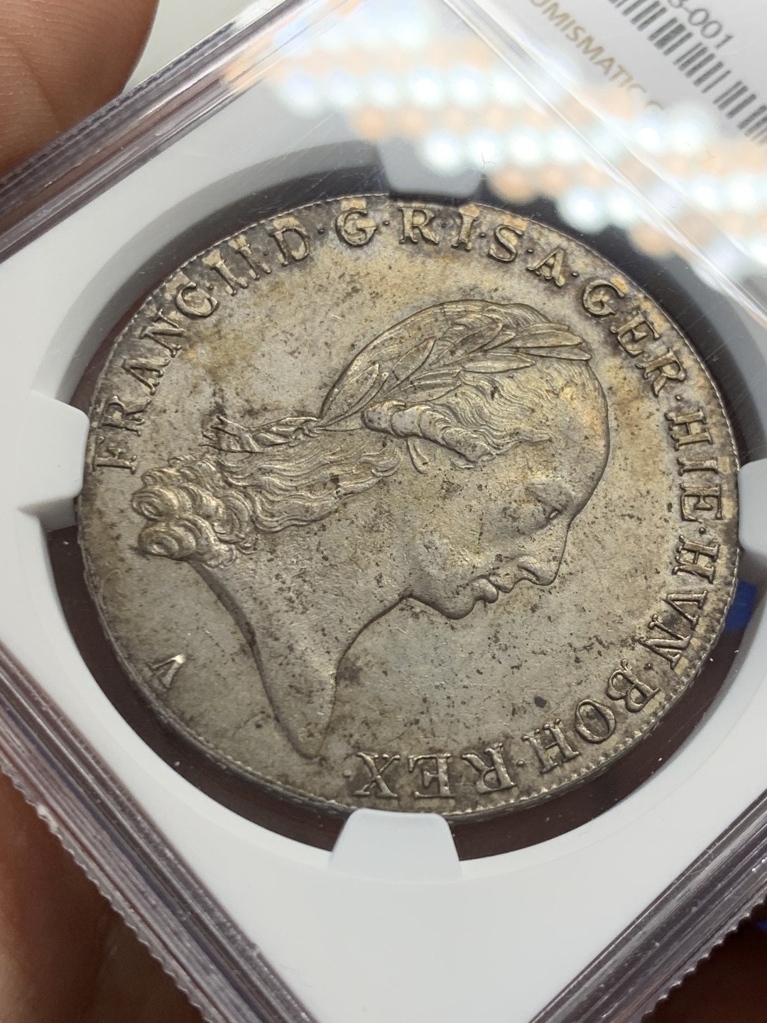 欢迎参加《竞宝斋》五一特拍-第161场-周日，周一 2场 NGC-AU58 奥属尼德兰1796-A弗朗茨二世三皇冠 1克朗泰勒 季军分 双面老五彩 包浆醇厚 对比稀奇一枚同版MS62毫不逊色 上海N严评