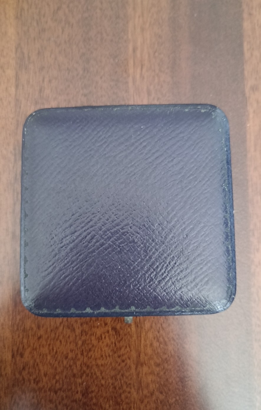 欧洲币章勋章首饰盒子专场十二期 木盒外径65mm，内径38mm，厚且结实