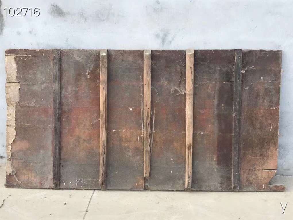 下乡收到楠木匾一块，皮克老辣，包浆老道，保存完好，品相如图，值得收藏