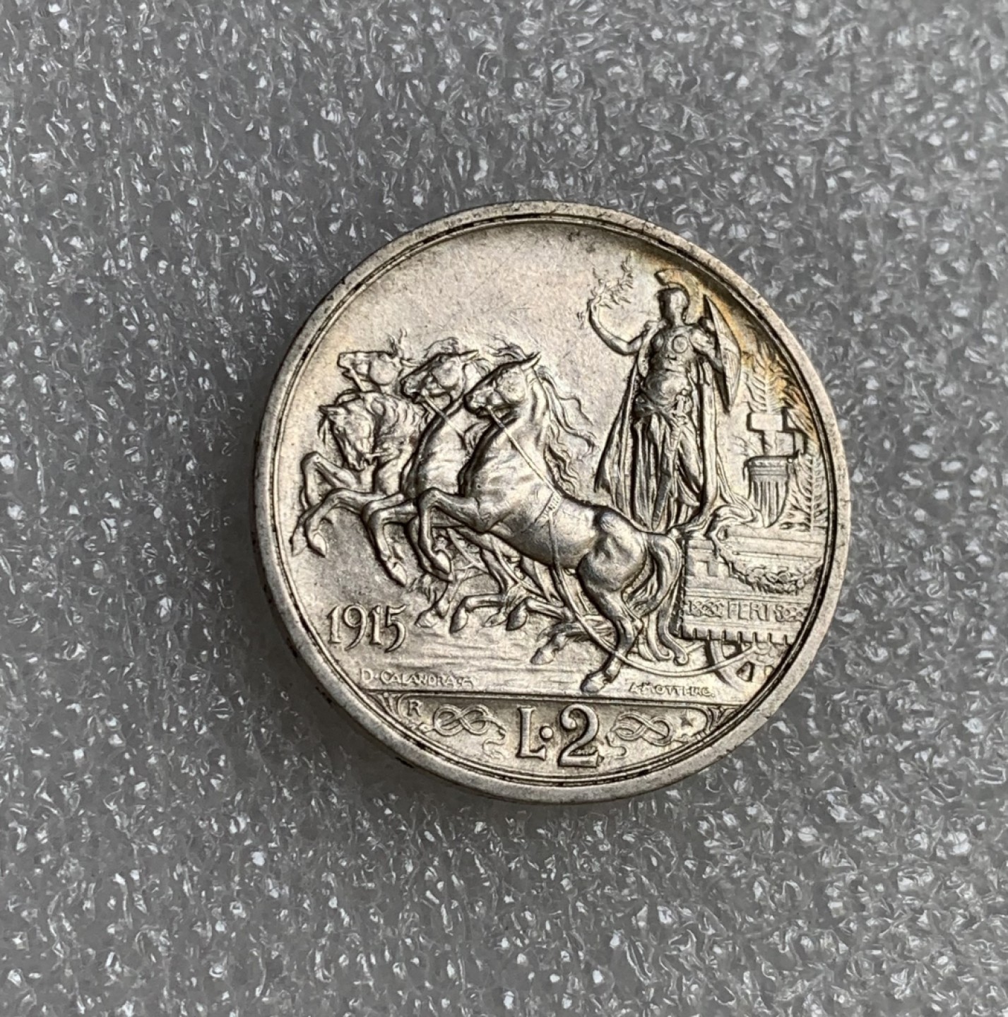瓶子🏺第89期拍卖会 意大利1915年马拉车2里拉银币