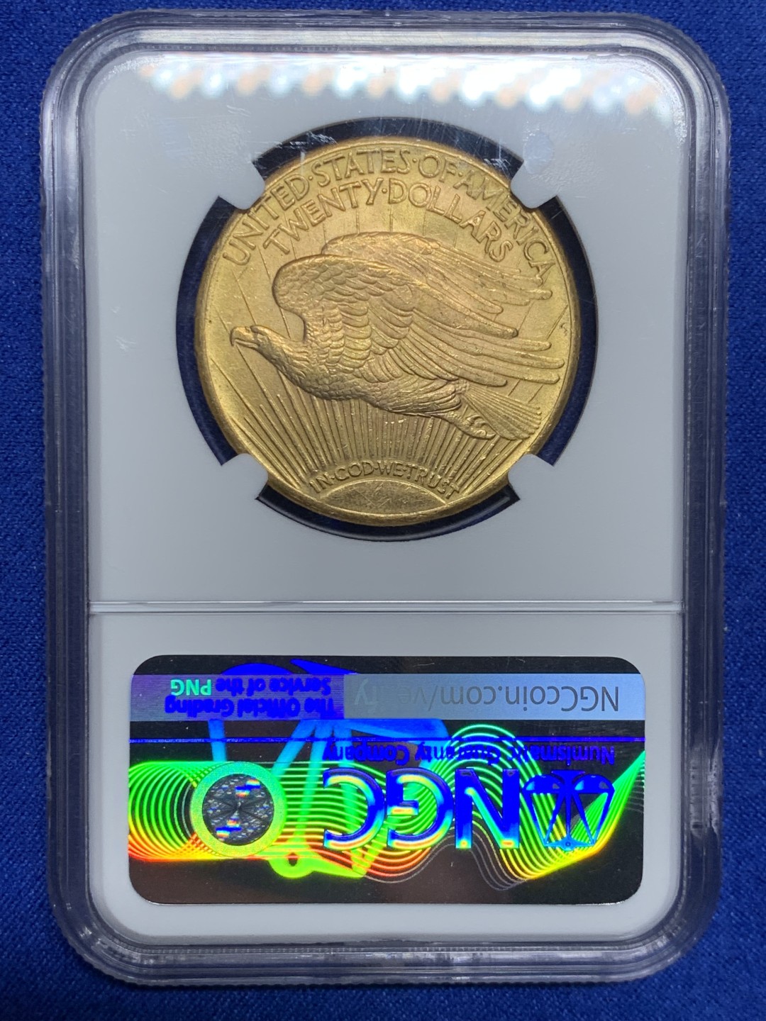 欢迎参加《竞宝斋》五一特拍-第161场-周日，周一 2场 NGC-MS64 美国 1927年 20美元 双鹰 金币 高分+经典设计 3打头老评（换的新盒）收藏一步到位