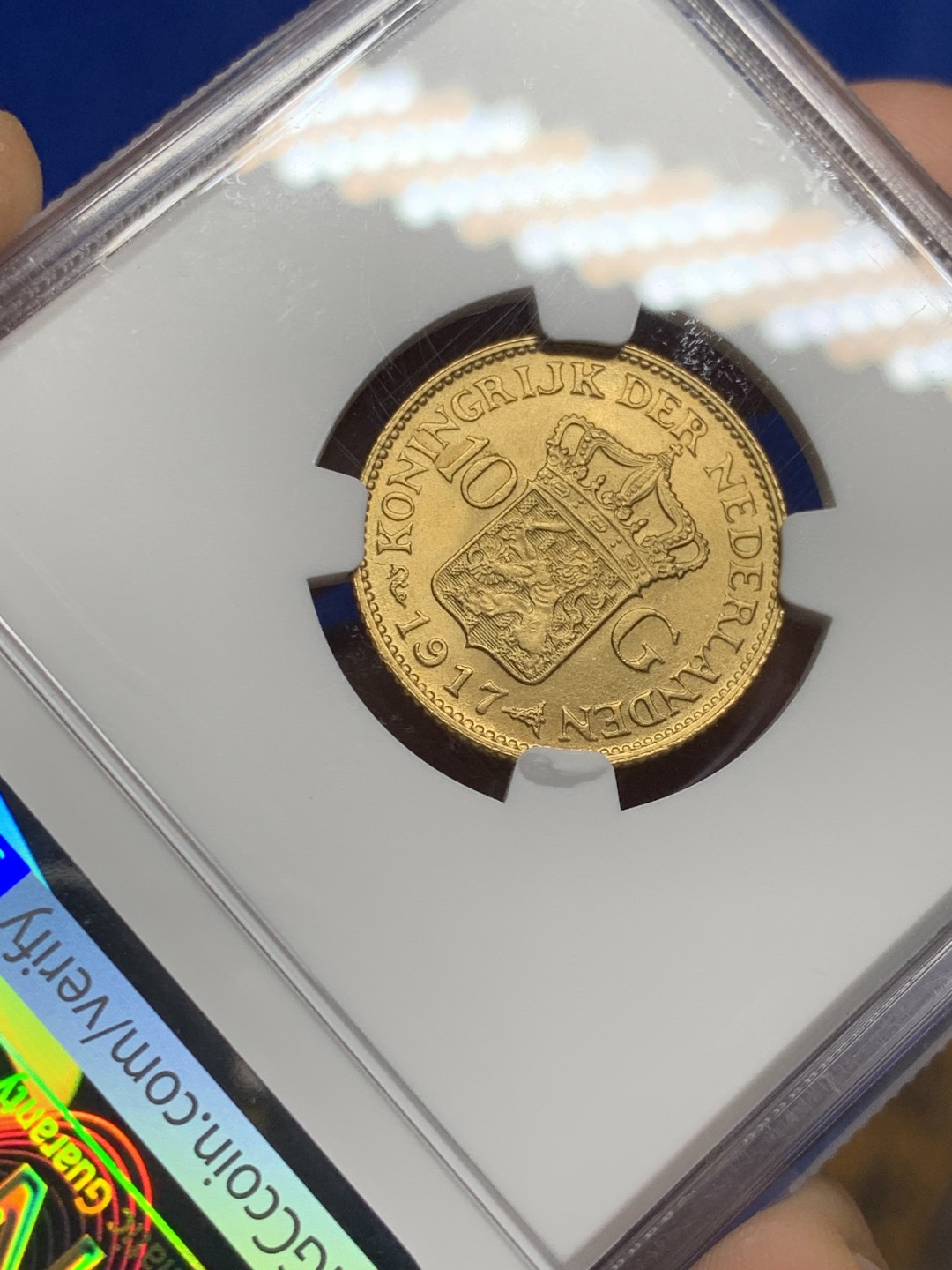 欢迎参加《竞宝斋》五一特拍-第161场-周日，周一 2场 NGC-MS65 荷兰1917年 荷兰威廉米娜女王 10盾金币 高分好状态