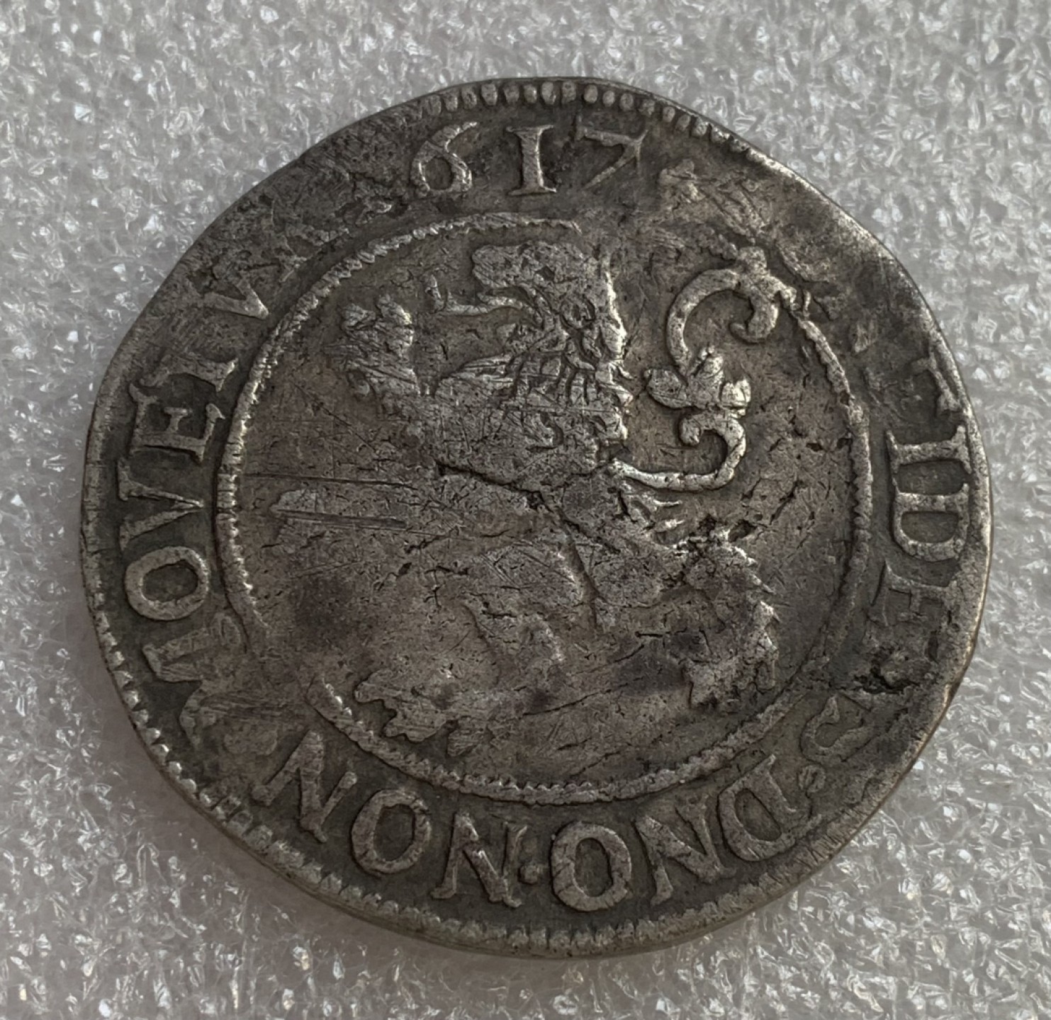 瓶子🏺第89期拍卖会 尼德兰自治省（西属荷兰）1617年商人狮子大银币