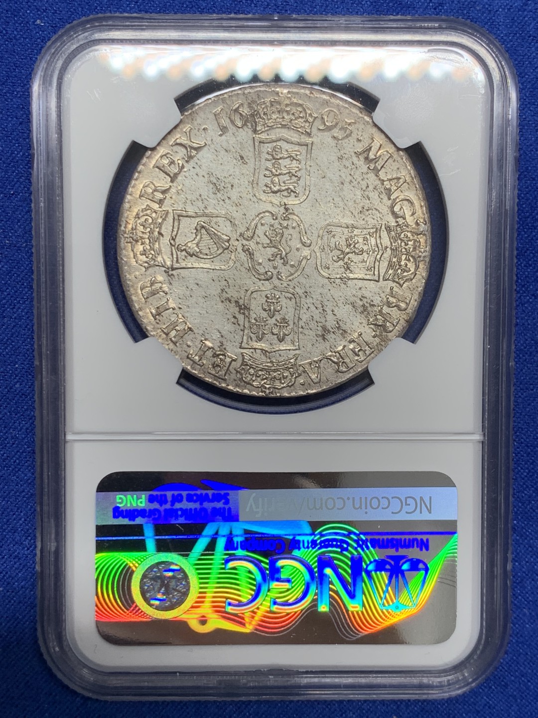 欢迎参加《竞宝斋》五一特拍-第161场-周日，周一 2场 NGC-MS63 1695年英国威廉三世1克朗银币 全币深打，原银光，历经300多年依然宛如新铸