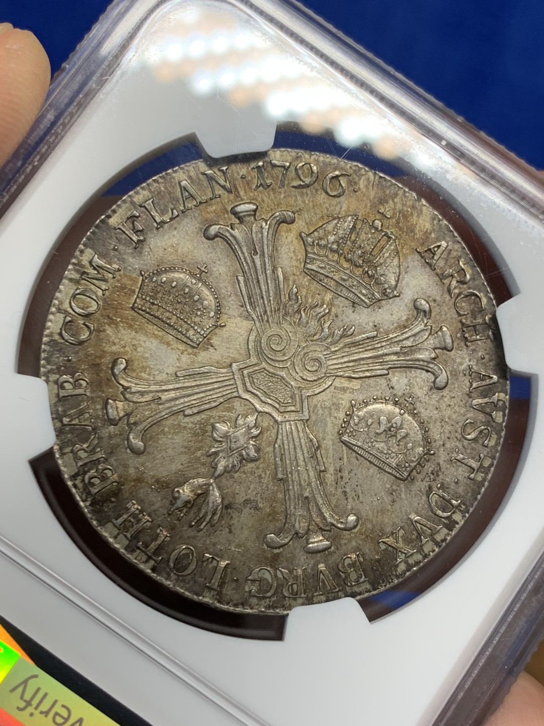 欢迎参加《竞宝斋》五一特拍-第161场-周日，周一 2场 NGC-AU58 奥属尼德兰1796-A弗朗茨二世三皇冠 1克朗泰勒 季军分 双面老五彩 包浆醇厚 对比稀奇一枚同版MS62毫不逊色 上海N严评