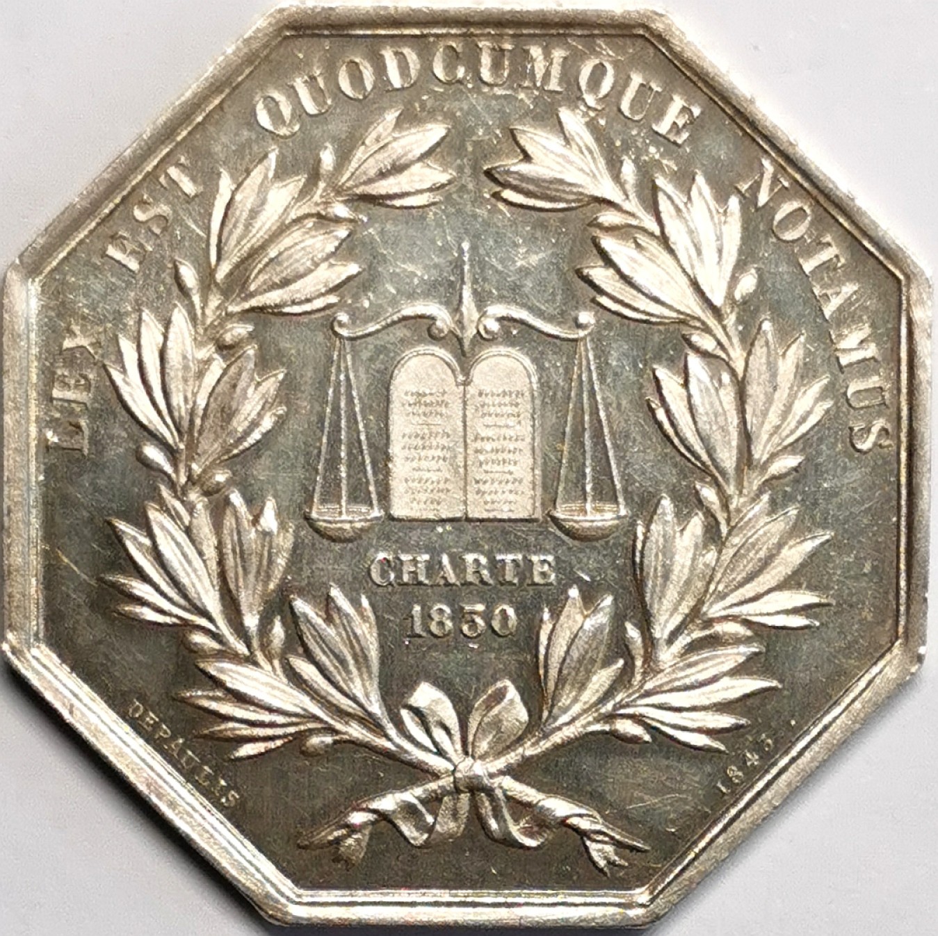 凡希社世界钱币微拍第二百三十七期 法国卡昂公证处八角银章UNC