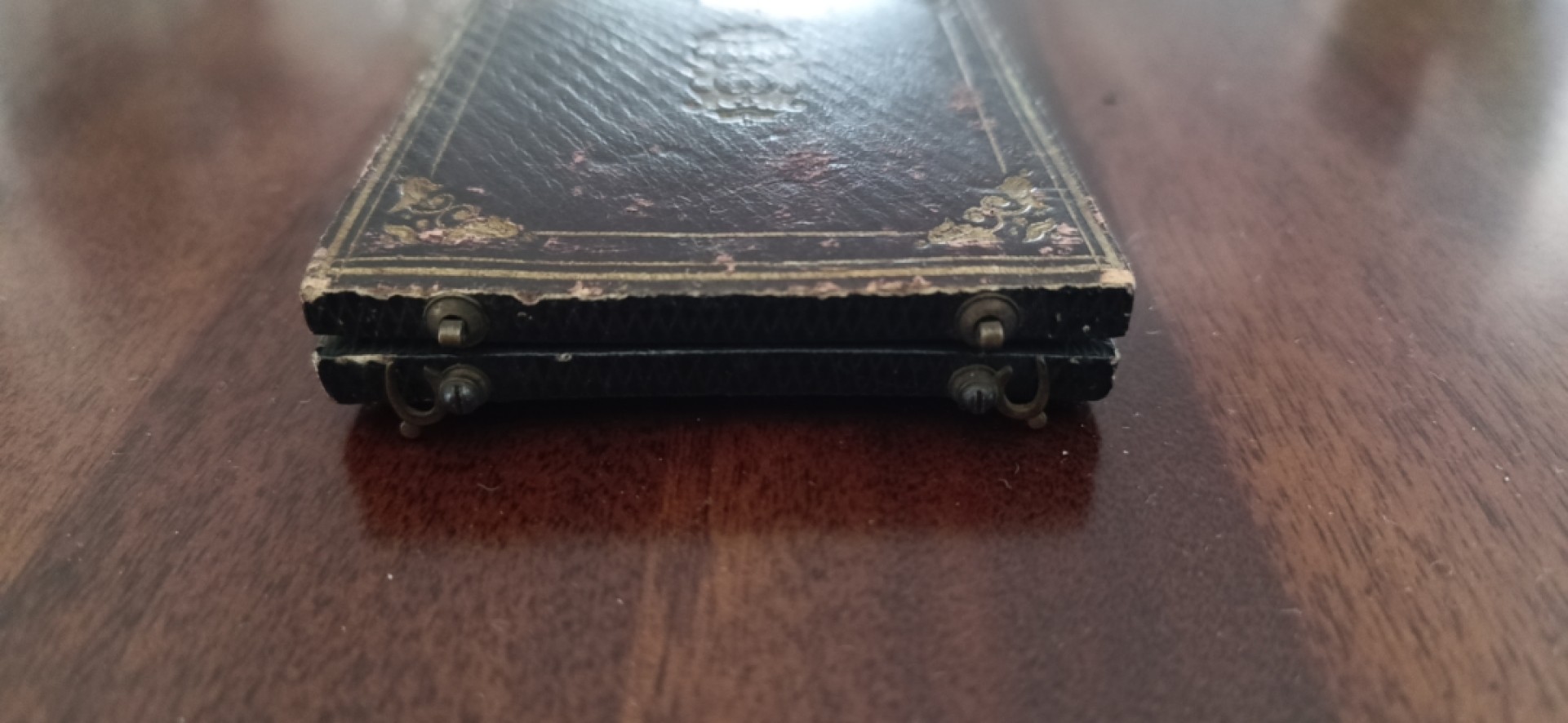 欧洲币章勋章首饰盒子专场十二期 烫金木盒外径7x6cm，内径37.5mm