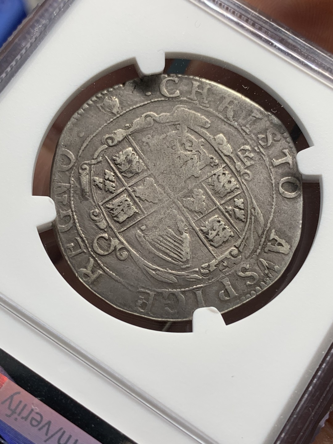 欢迎参加《竞宝斋》五一特拍-第161场-周日，周一 2场 NGC-VF20 英国 1632-33年 查理一世 半克朗银币 稀少品种 S-2771版