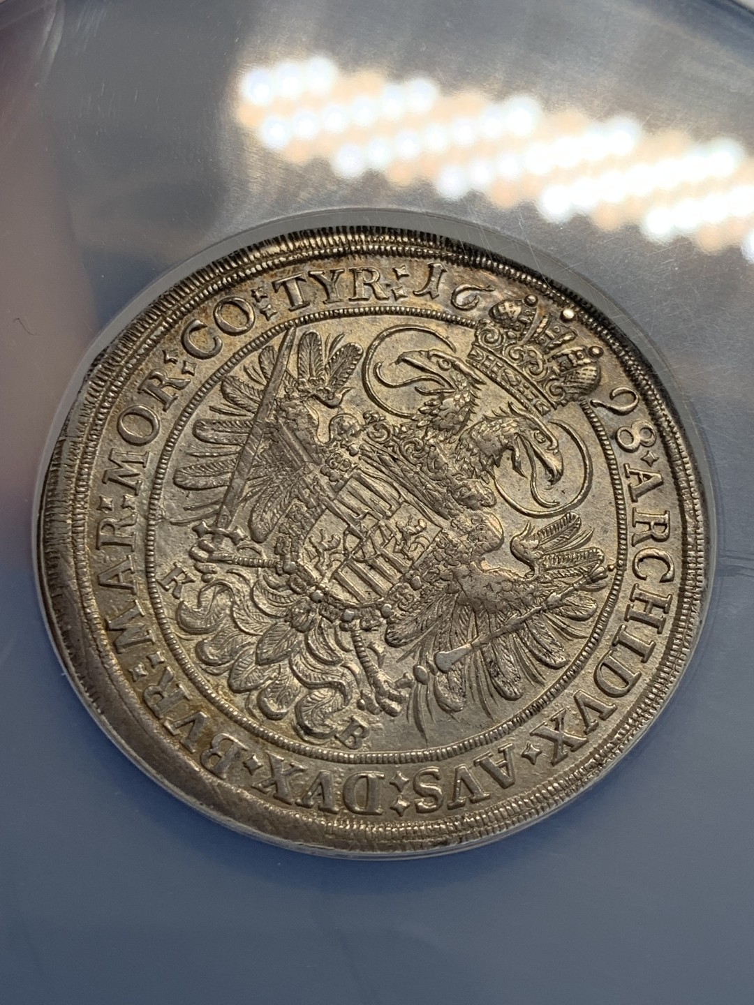 欢迎参加《竞宝斋》五一特拍-第161场-周日，周一 2场 NGC-AU58 神圣罗马帝国 匈牙利1698年利奥波德一世1泰勒 大银币 大盒 封装