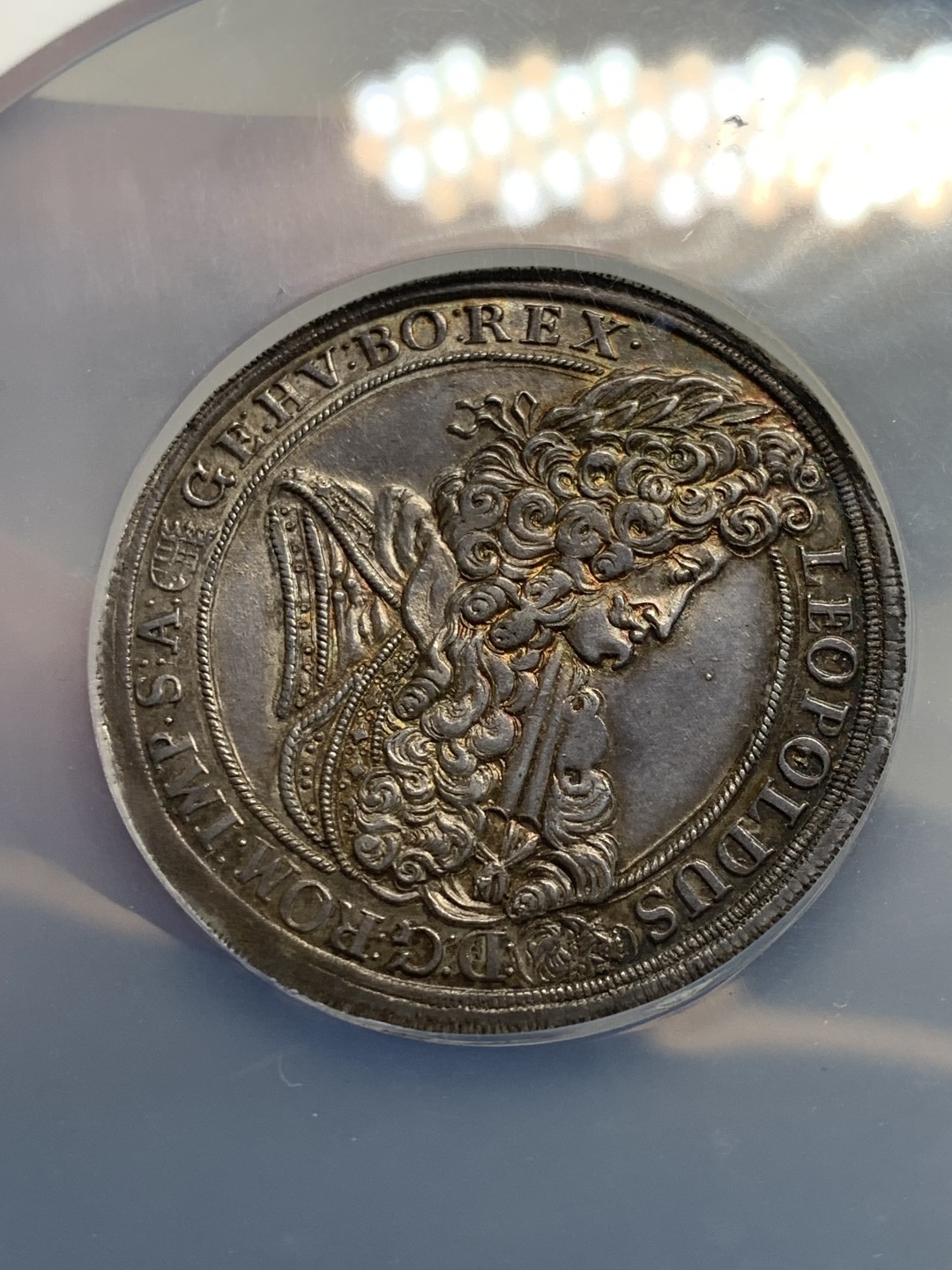 欢迎参加《竞宝斋》五一特拍-第161场-周日，周一 2场 NGC-AU58 神圣罗马帝国 匈牙利1698年利奥波德一世1泰勒 大银币 大盒 封装