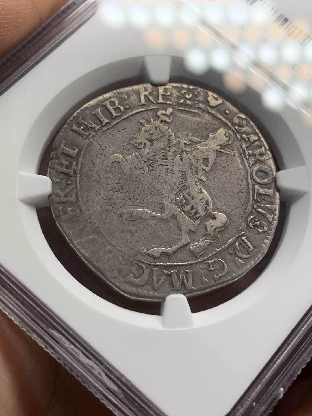 欢迎参加《竞宝斋》五一特拍-第161场-周日，周一 2场 NGC-VF20 英国 1632-33年 查理一世 半克朗银币 稀少品种 S-2771版