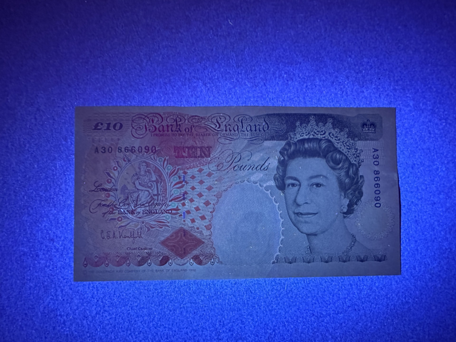 《张总和朋友们收藏》五一特别场——外币精品场 英格兰10镑 UNC E序列皇冠版