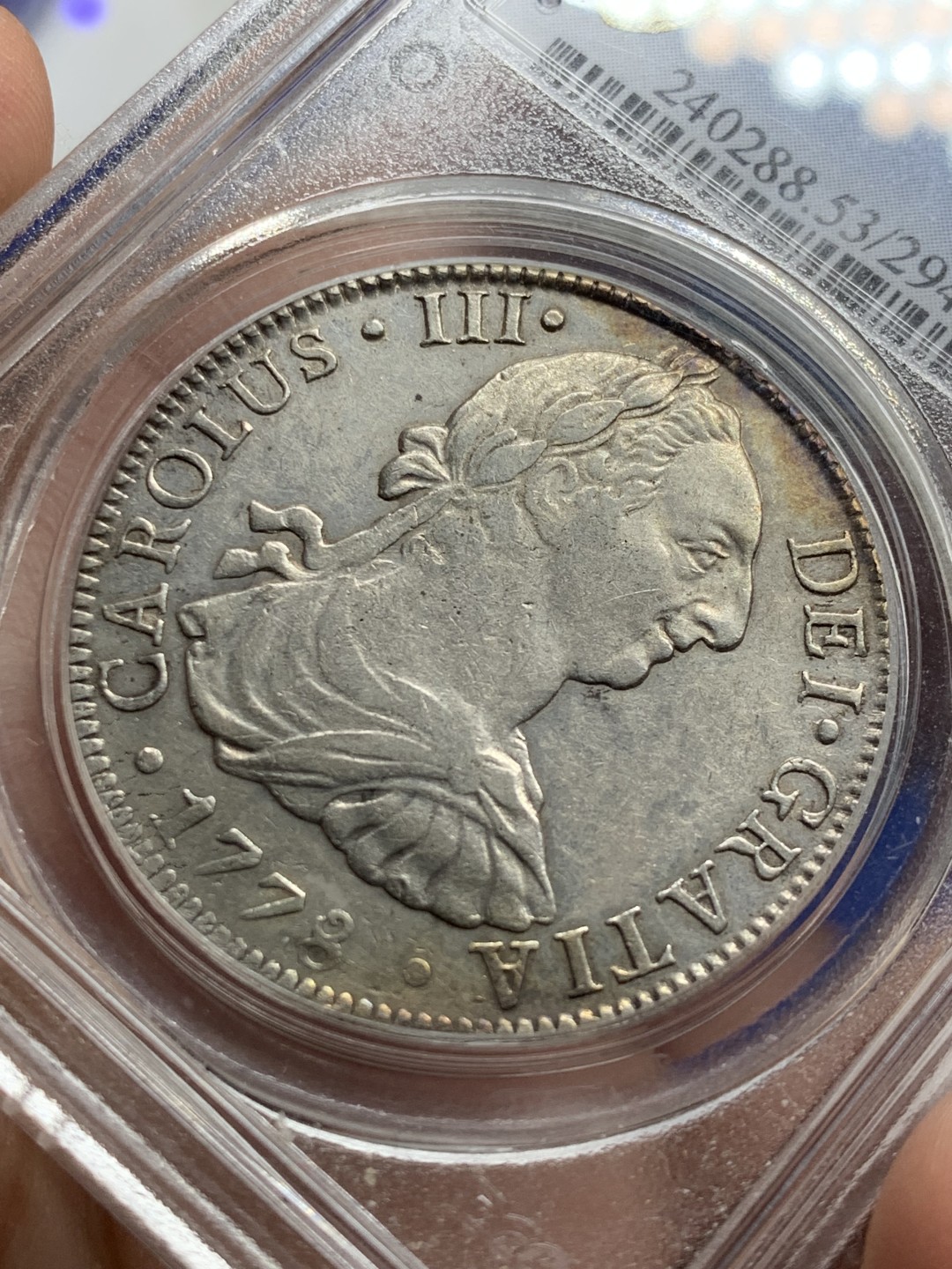 欢迎参加《竞宝斋》五一特拍-第161场-周日，周一 2场 亚军分 PCGS-AU53 西属墨西哥1778年MO-FM卡洛斯三世8R 人像老双柱大银币 这枚最早是HA的拍品， 后来是CNB2022年6200欧+佣金 漏价拍出 同款的在2014年AUREO 拍出12000欧+佣金 裸币XF品