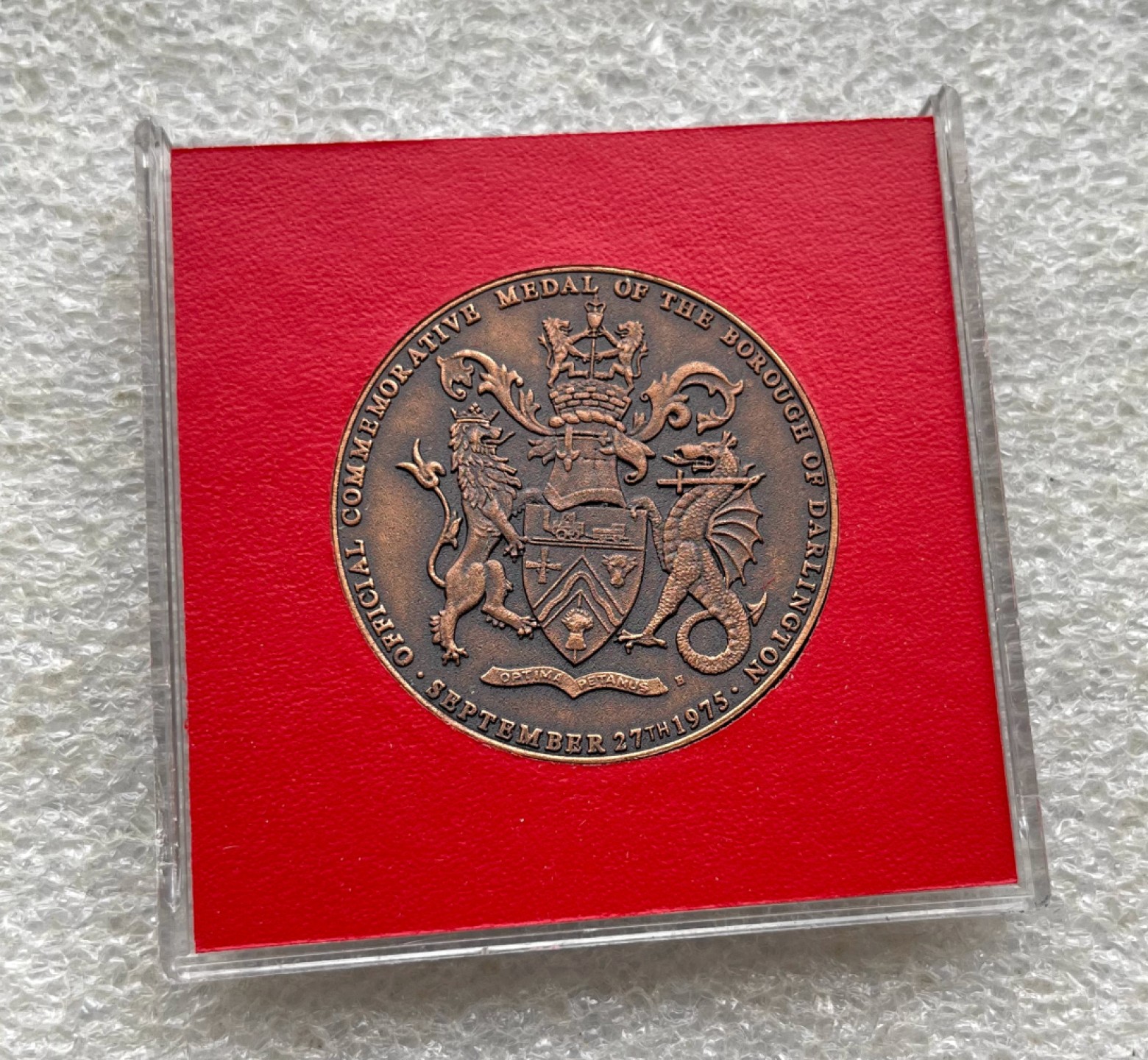 各位好友五一假期快乐。英国英属近现代币、银章等，彼得堡世界钱币勋章拍卖第49期