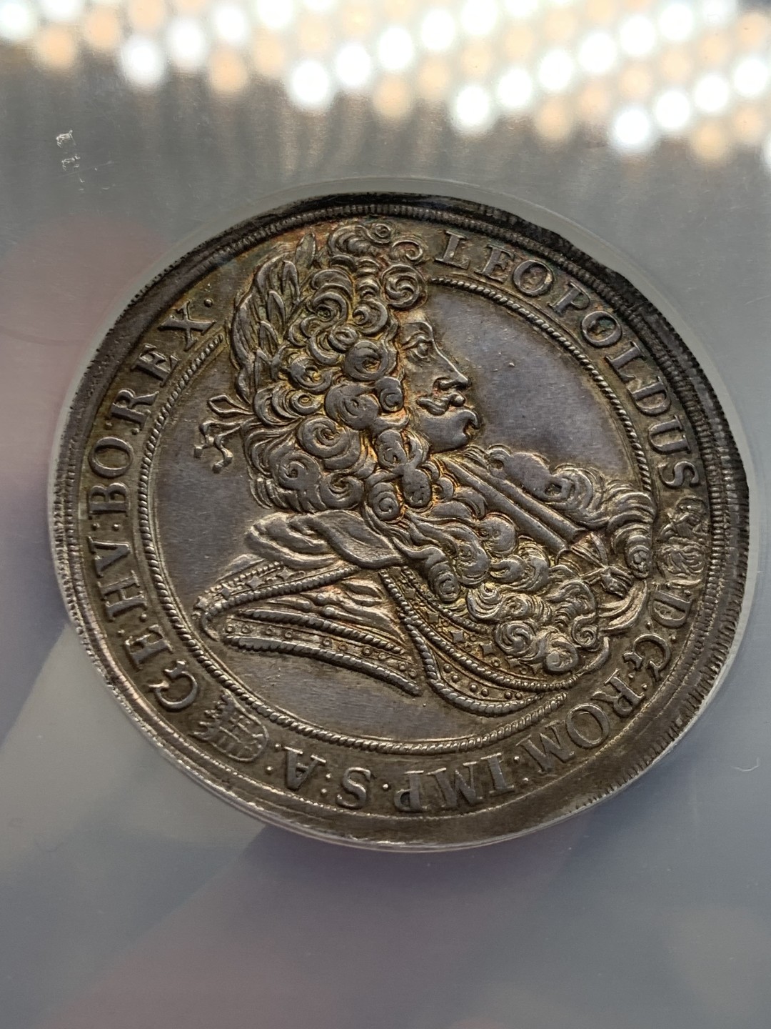 欢迎参加《竞宝斋》五一特拍-第161场-周日，周一 2场 NGC-AU58 神圣罗马帝国 匈牙利1698年利奥波德一世1泰勒 大银币 大盒 封装