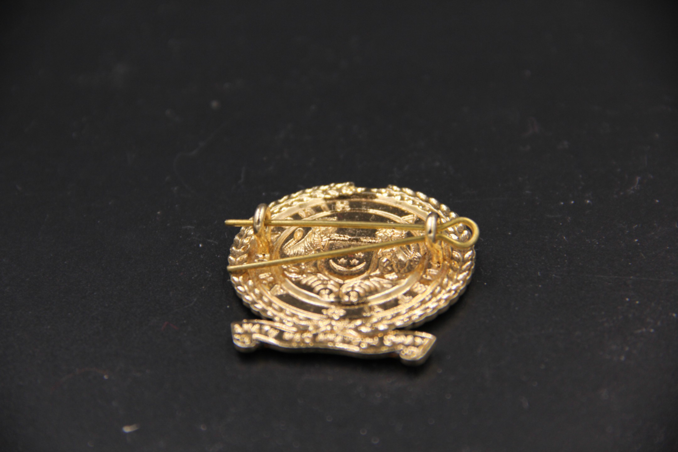 全场0起0押金！大陆勋赏俱乐部第二期拍卖 新加坡陆军帽徽