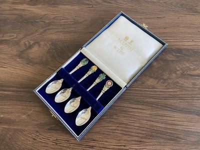 全场0起0押金！大陆勋赏俱乐部第二期拍卖 - （代拍）英国谢菲尔德珐琅纯银勺子一套 第一组