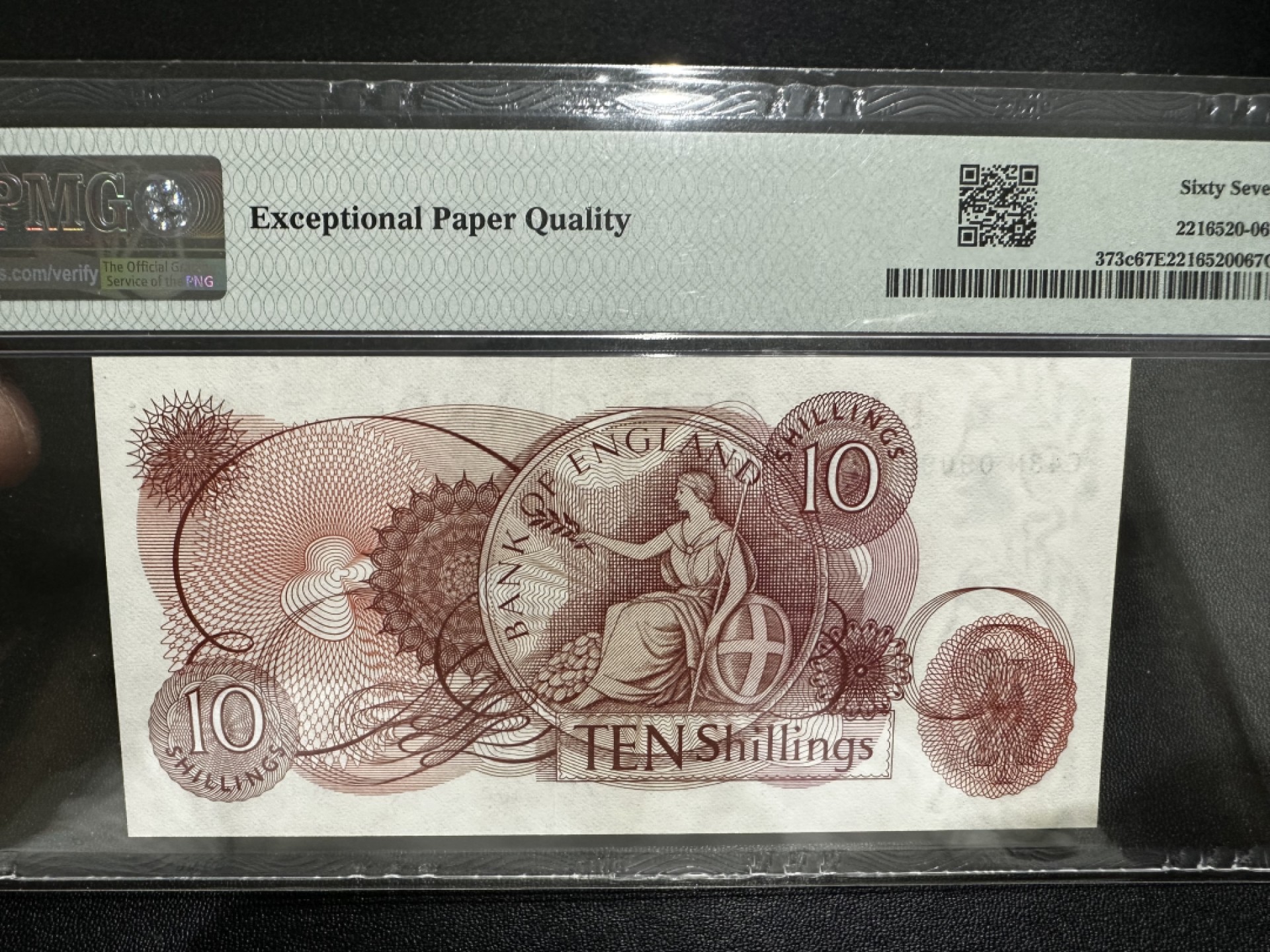 《外钞收藏家》第二百六十九期 1966-70年英国C序列10先令 PMG67 无47