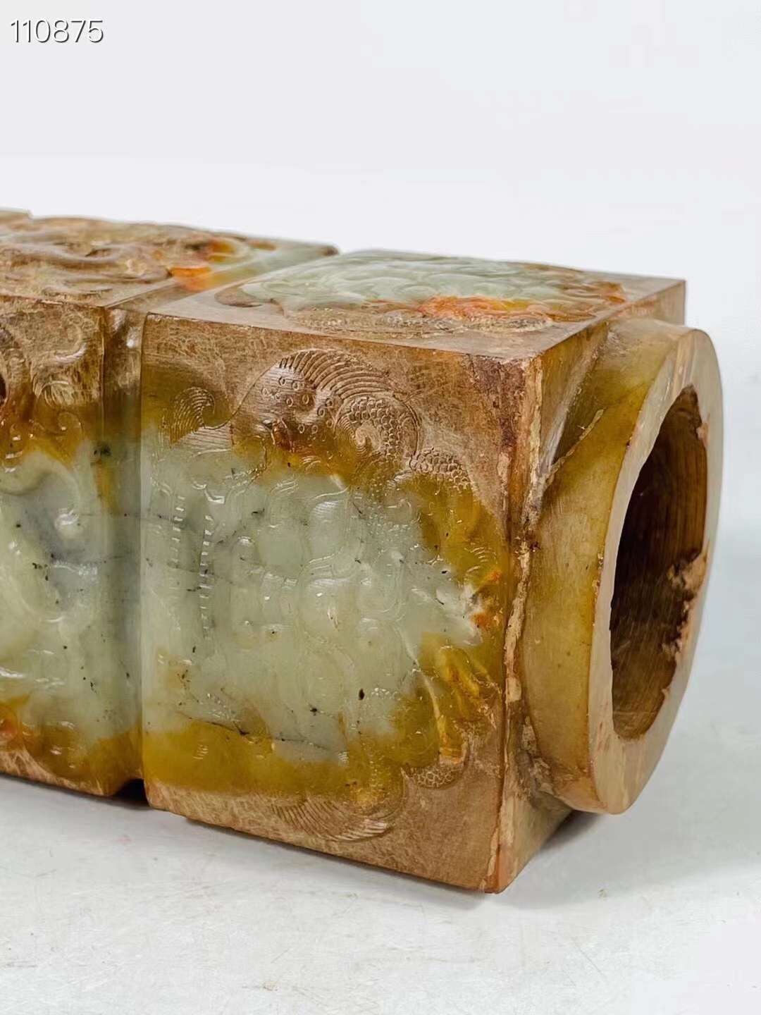 旧藏●精美高古玉精雕龙纹玉琮一套