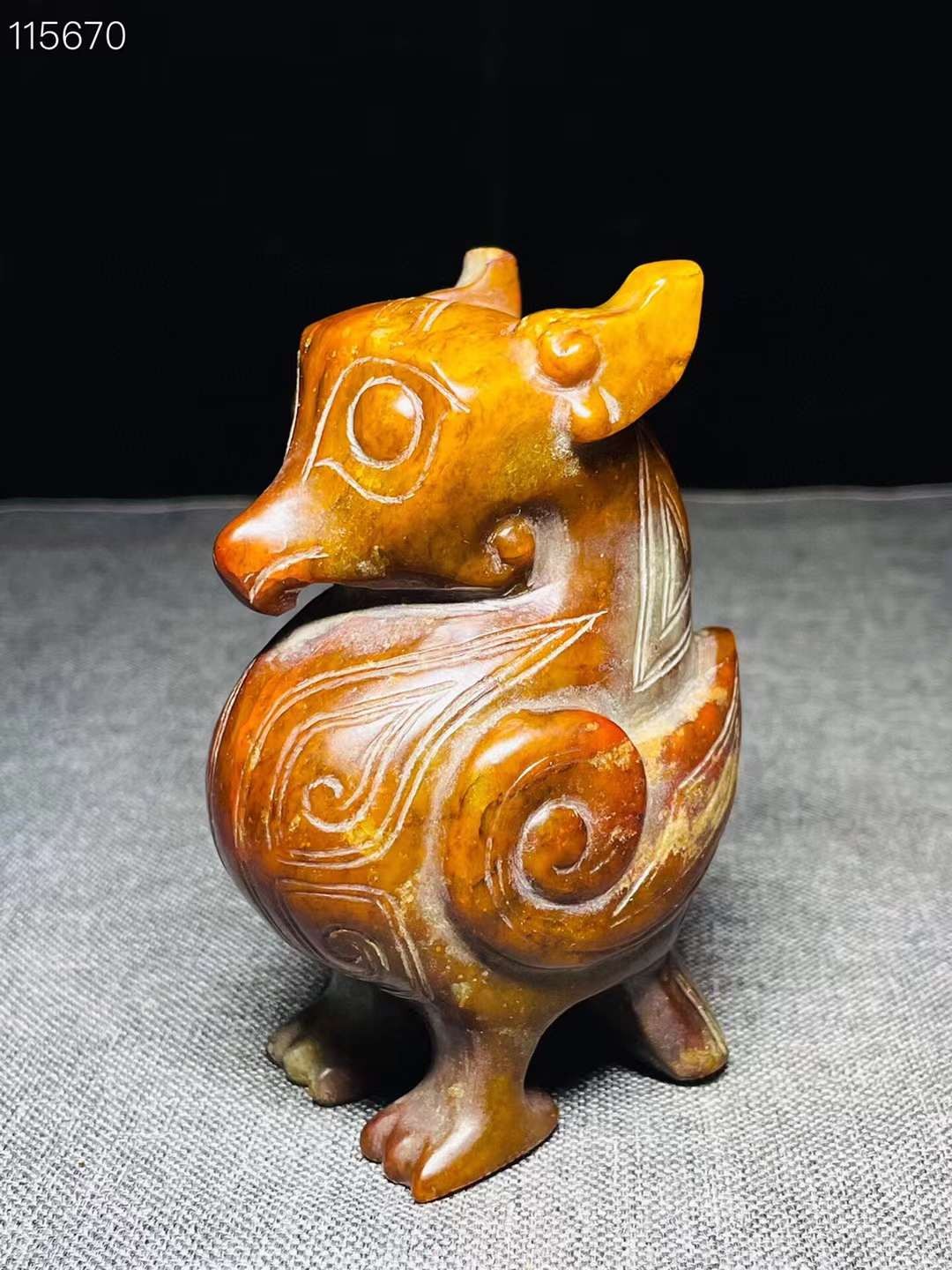 旧藏●精雕老和田玉立鸟手把件