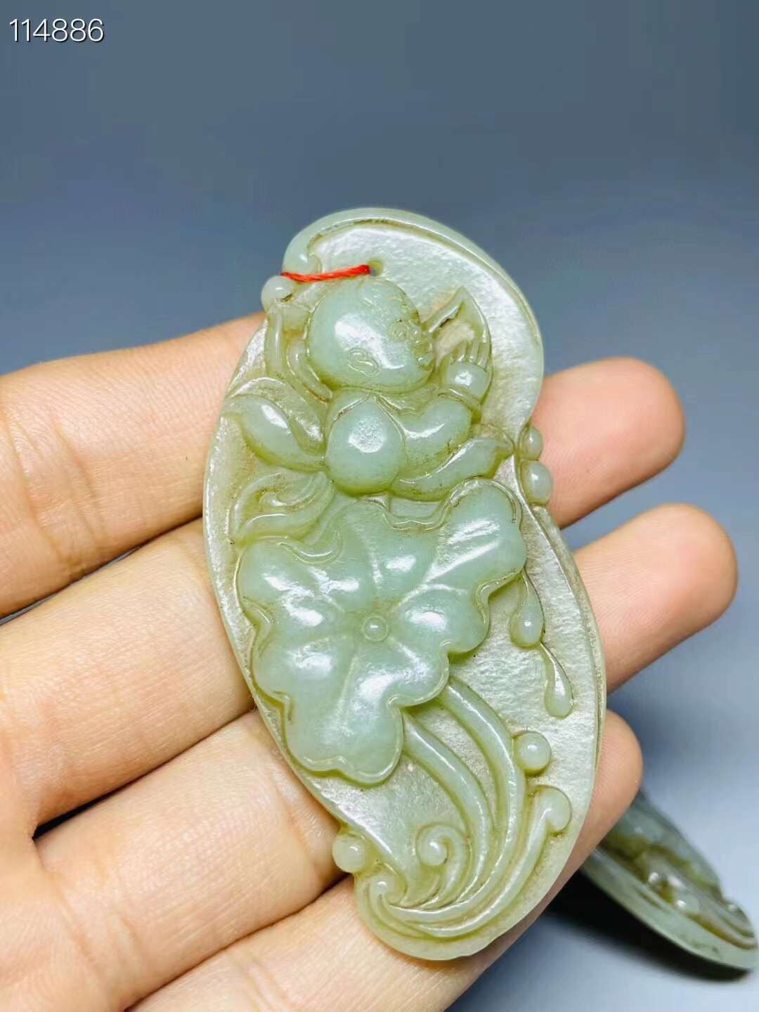 旧藏●精品和田玉精雕童男童女玉佩