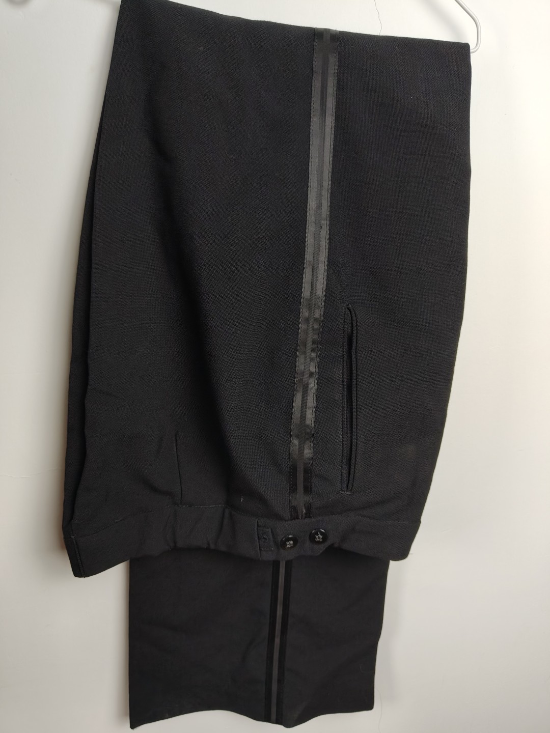 全场0元起拍 第52期 咸鱼国勋章拍卖专场 5月3日（周三）下午6：00开始 西德BW中校刺绣军衔晚礼服一套 胸围100 肩宽44 袖长58 腰围78 裤长105