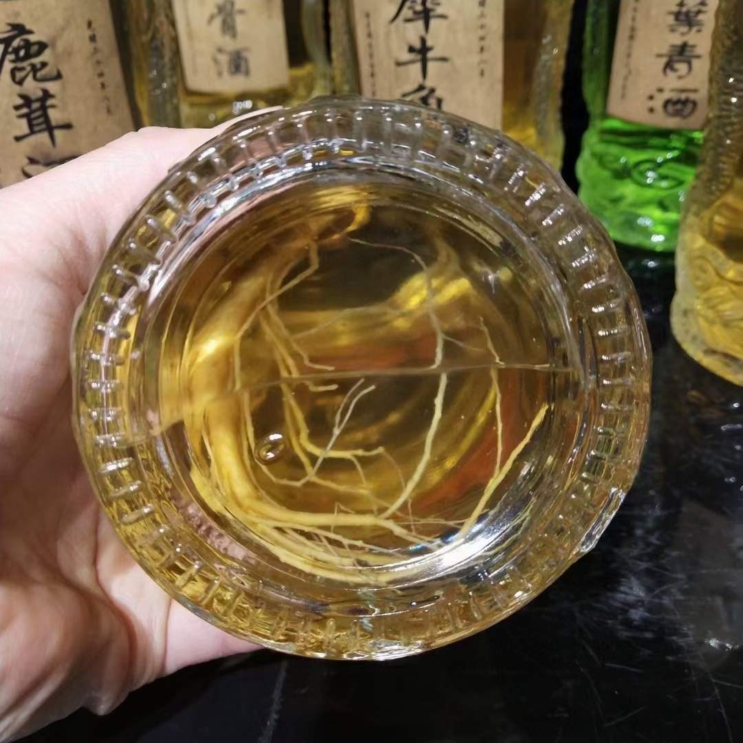 光绪二十四年珍藏贡酒《竹叶青，虎骨，女儿红，虎鞭，虫草，茅臺，麝香，人参，鹿茸，犀牛角，杏花村，沉香》（单个售价） 光绪二十四年珍藏贡酒《竹叶青，虎骨，女儿红，虎鞭，虫草，茅臺，麝香，人参，鹿茸，犀牛角，杏花村，沉香》（单个售价）