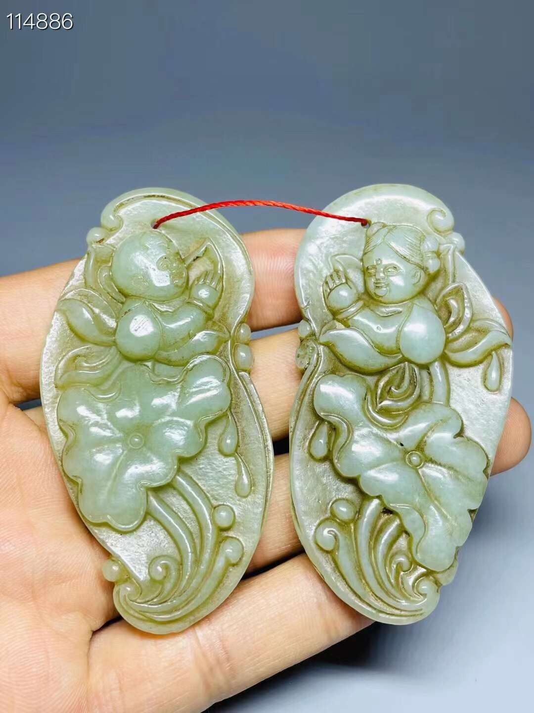 旧藏●精品和田玉精雕童男童女玉佩
