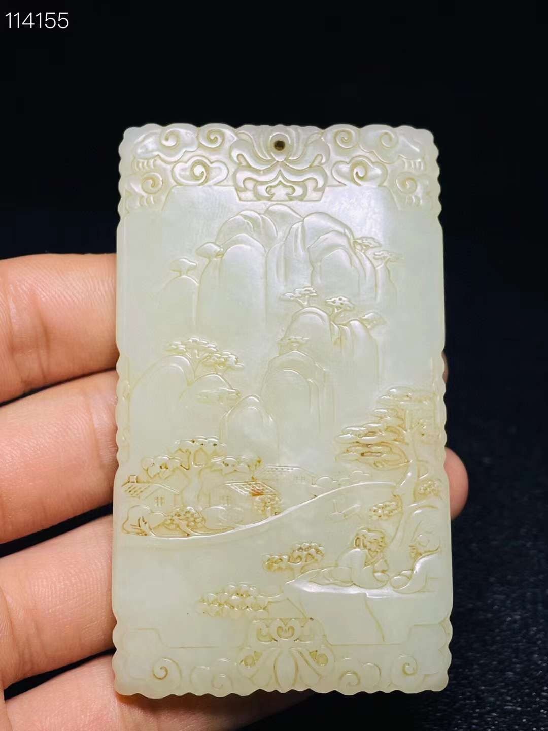 旧藏●精品和田玉精雕山水挂牌