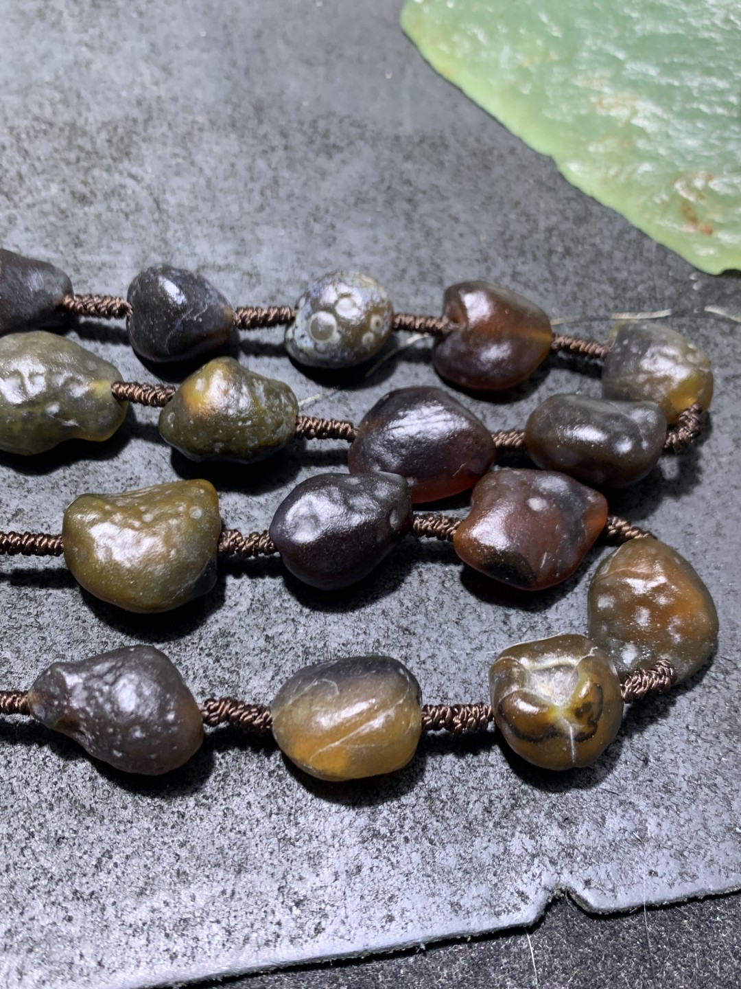 放一条福利！精美天然戈壁墨色玛瑙原石项链一条，