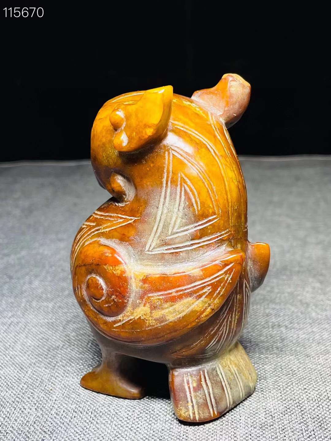 旧藏●精雕老和田玉立鸟手把件