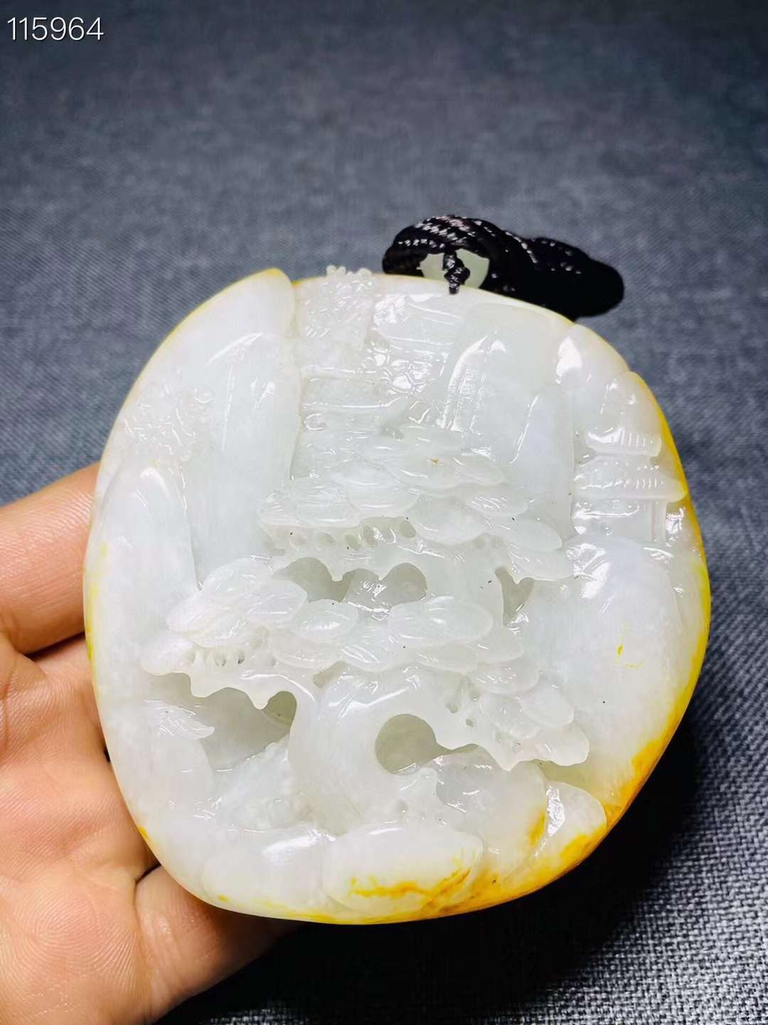 旧藏●精品和田玉籽料精雕手把件