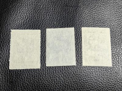 洪涛臻品批发群 精选邮票限时拍卖第1154期  纪5和平 热门东北贴用邮票一套，目测是再版，几乎全品，个别软折，纸张跟拍品1对比部分偏厚，喜欢不要错过